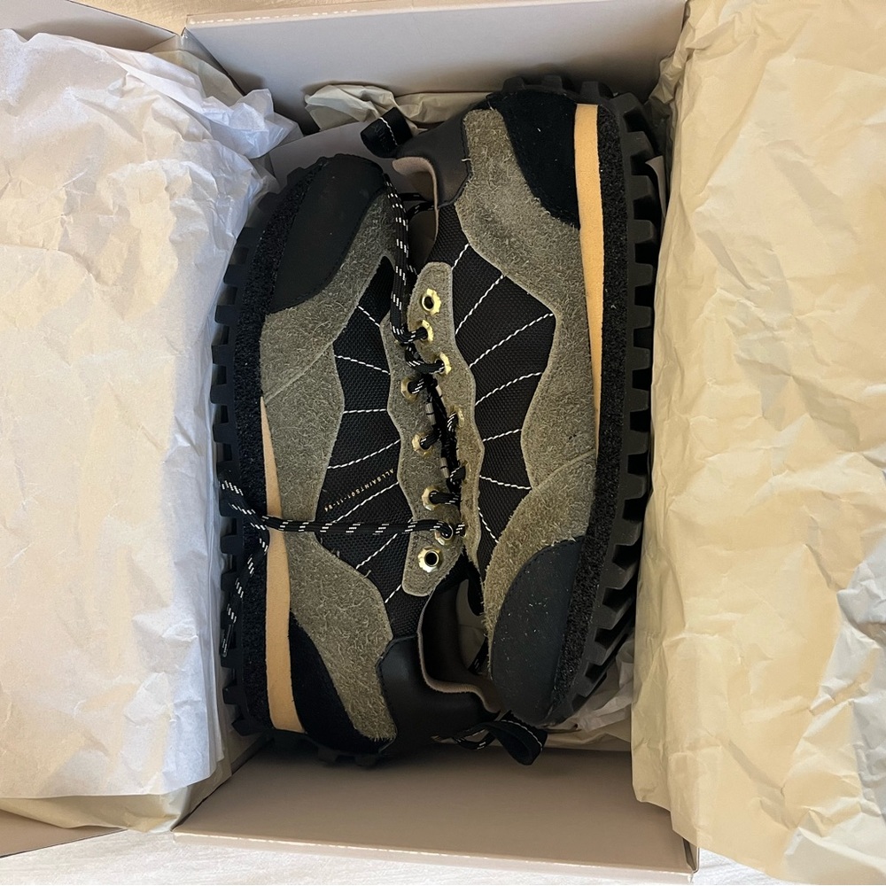 All Saints Nevis Sneakers in Khaki Green - Picture 3 of 8